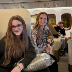 Viagem com crianças pela Emirates pra Dubai