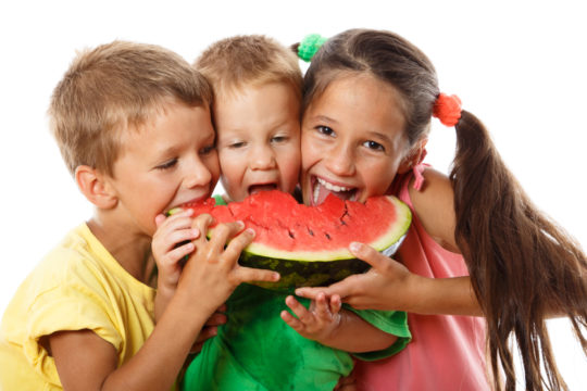 Alimentos saudáveis para os dentes das crianças