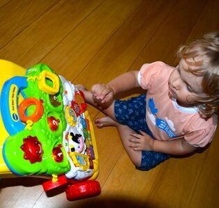 Comprar ou Alugar Brinquedos?