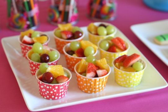 Ideias divertidas para servir frutas às crianças