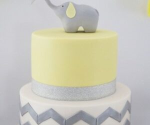 Bolos de elefantinhos para chá de bebê e aniversários