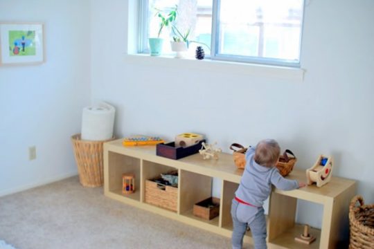 Como organizar os brinquedos no quarto do bebê e acabar com a bagunça?