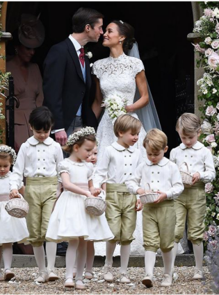 Fofura! Principie George e Princesa Charlotte são pajem e daminha de casamento
