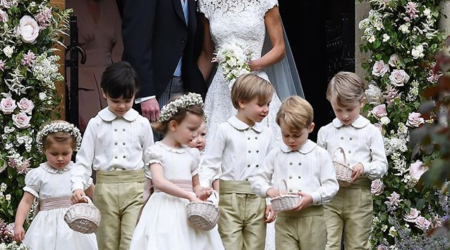 Fofura! Principie George e Princesa Charlotte são pajem e daminha de casamento