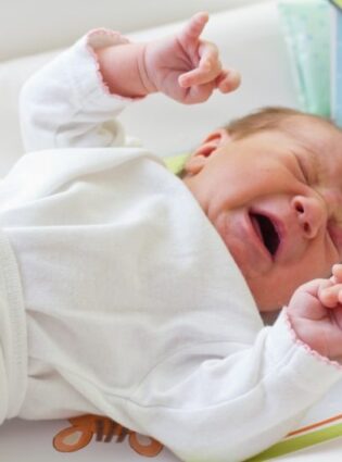 A Cólica do Bebê: Como identificar, aliviar e acalmar seu filho