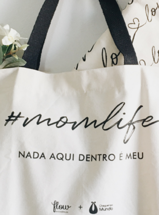 O que tem na sua bolsa de mãe?