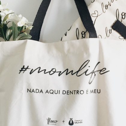 O que tem na sua bolsa de mãe?