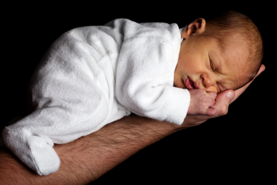 6 dicas para os primeiros dias com o bebê em casa