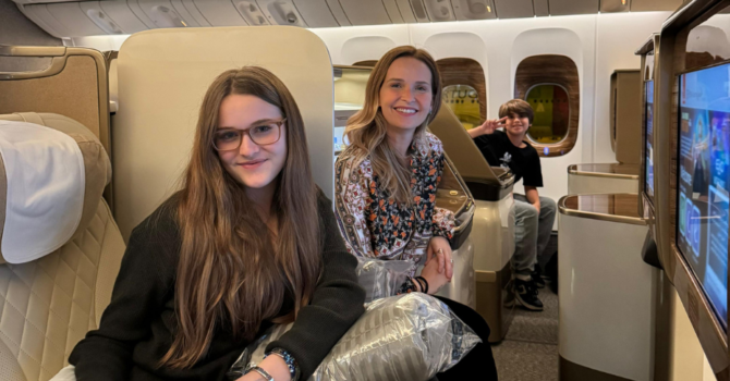 Viagem com crianças pela Emirates pra Dubai