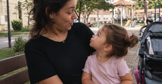 As perguntas impossíveis que toda criança faz (e como sobreviver a elas)
